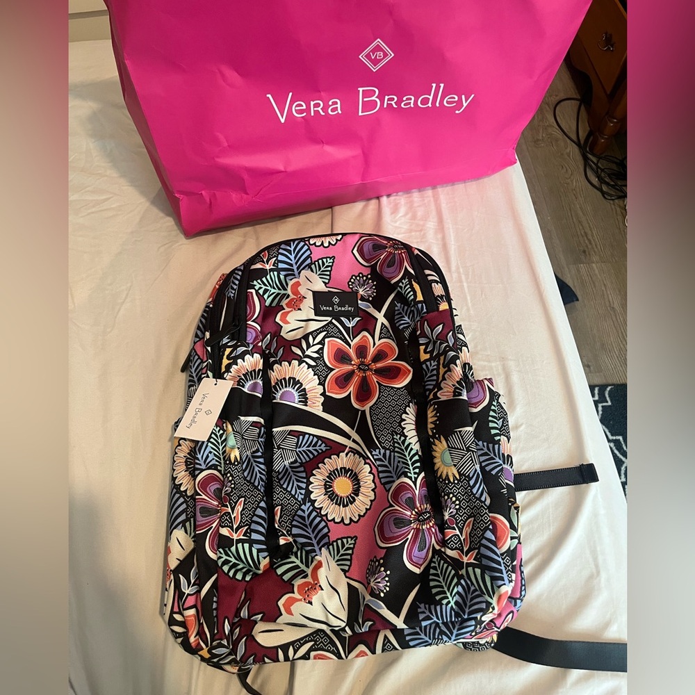 NWT Vera Bradley Lighten Up Sporty Large Backpack Kauai Floral